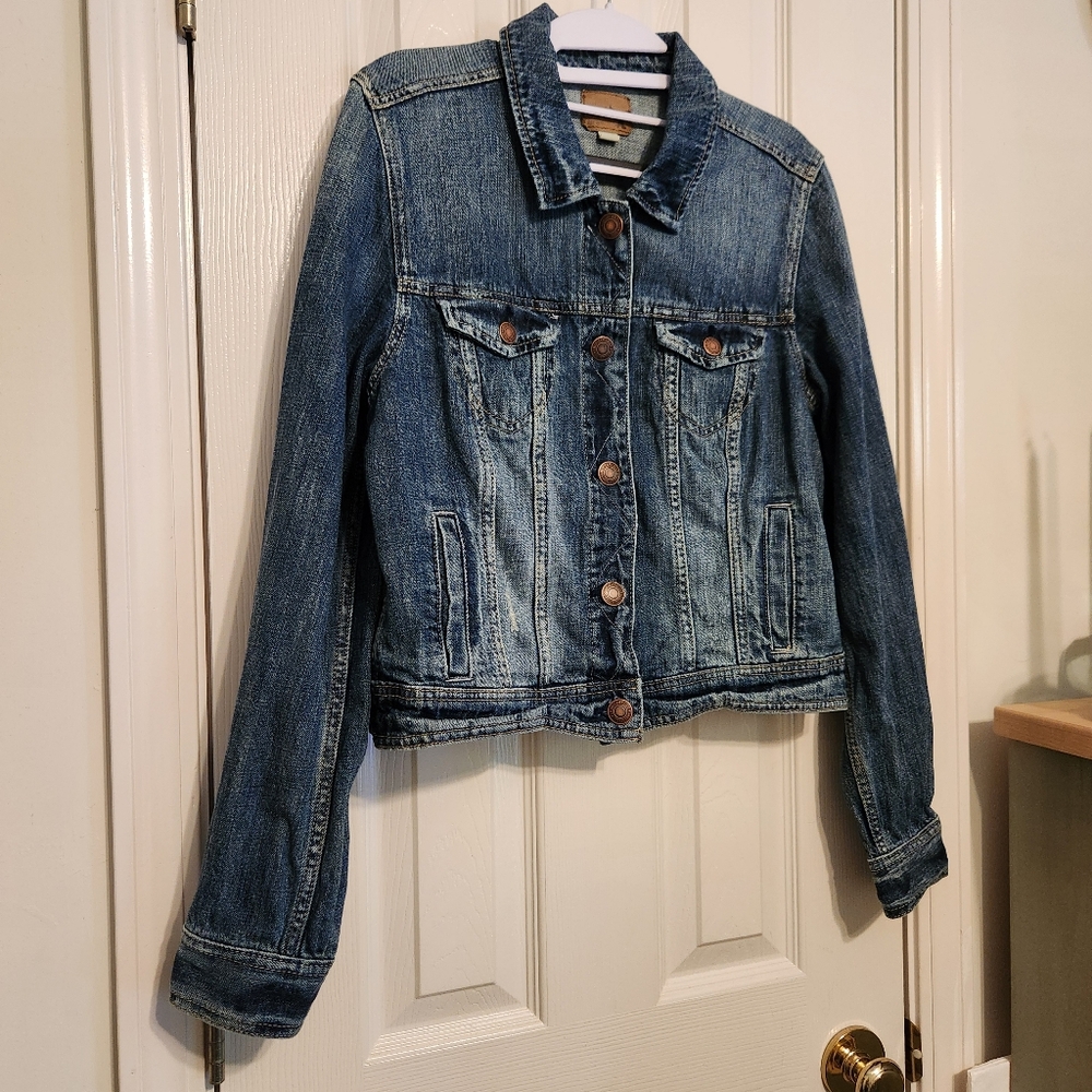 🦅American Eagle Outfitters Cropped Distressed Denim Jacket Size Large - Picture 2 of 12